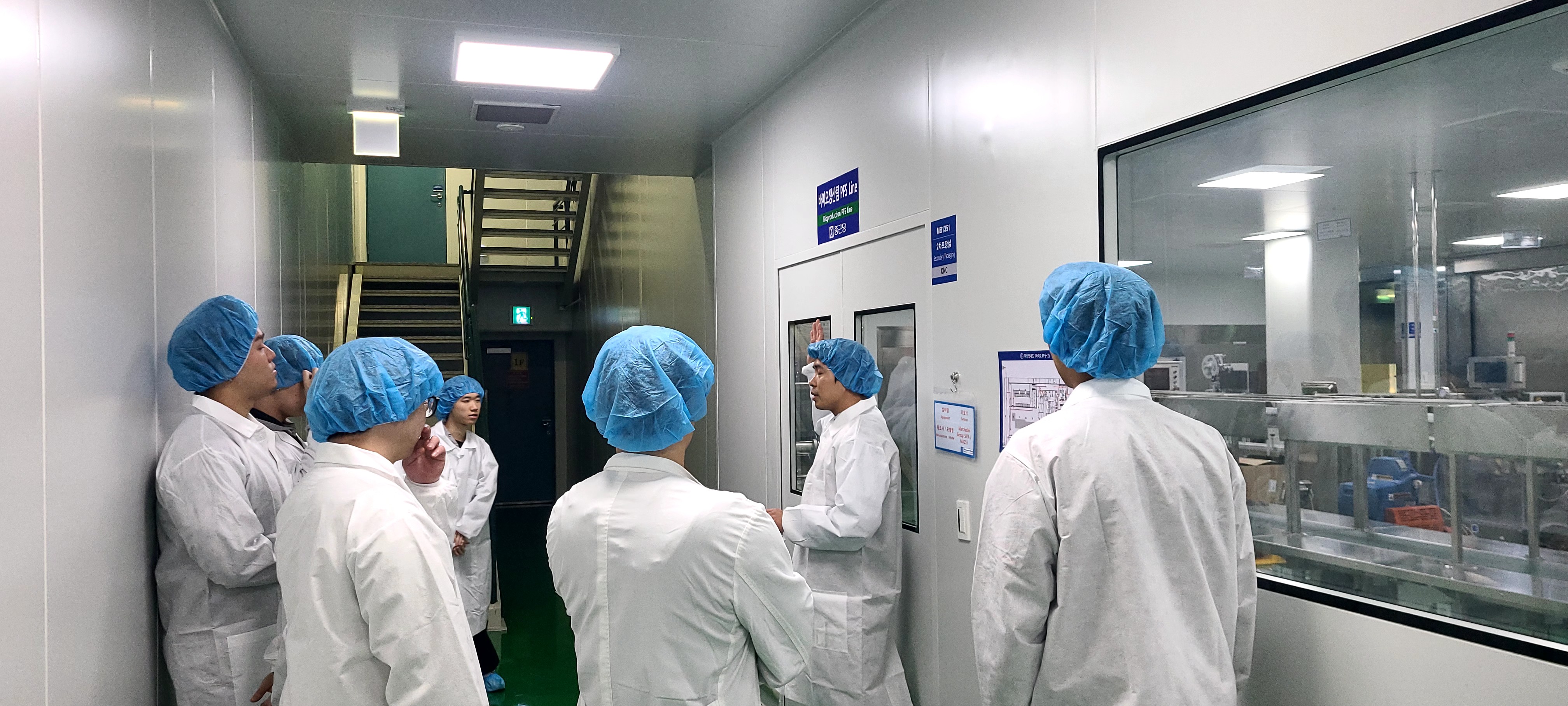 게시물의 1번째 이미지 - 하단 참조